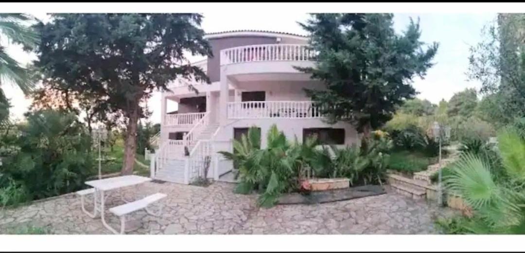 Peloponnese Guesthouse 12Pax Rákhes Exteriör bild